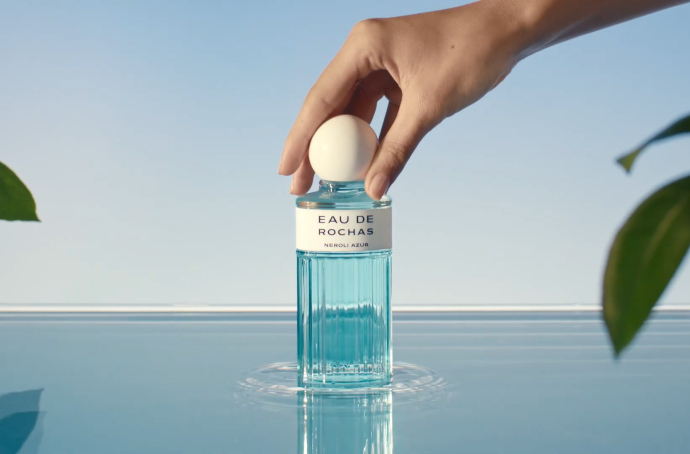 Время не властно над Eau de Rochas Neroli Azur