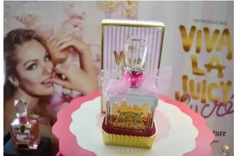 Juicy Couture Viva La Juicy Sucre: ольфакторный кап-кейк для гурманов