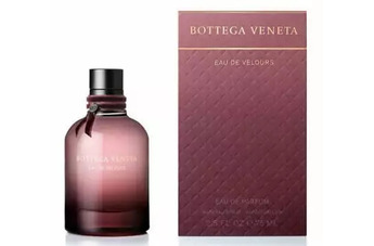 Кожано-цветочный шипр от Bottega Veneta