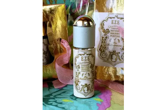 Пара изумительных ароматных произведений от марки Velvet and Sweet Peas Purrfumery