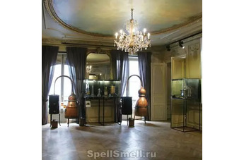 Второй музей парфюмерии откроется летом в Париже