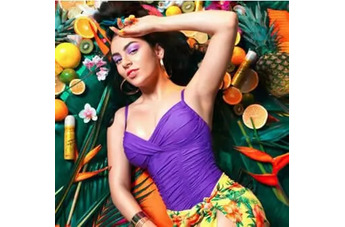 Произведи сенсацию с дерзким и ярким Impulse Charli XCX Why Not