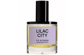 D S and Durga Lilac City: в городе расцвела сирень
