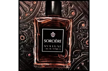 Ava Luxe Sorciere: в моде шик и благородные ноты