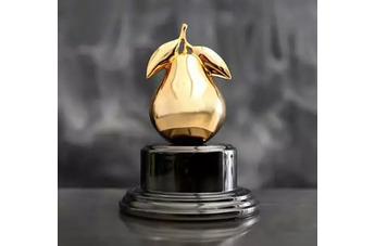 The Art and Olfaction Awards-2017: кому достались золотые груши?