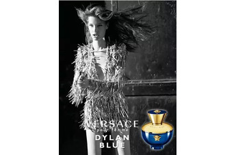 Versace Pour Femme Dylan Blue: аромат женственной силы
