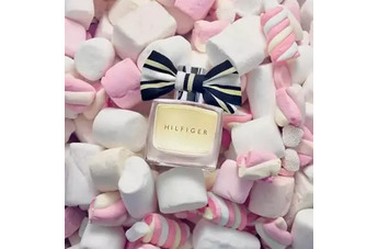 Tommy Hilfiger Hilfiger Woman Candied Charms: наши лучшие друзья – конфеты!