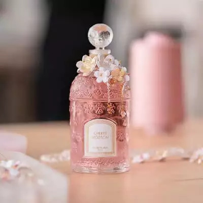 Цветочная роскошь от Guerlain Cherry Blossom 2021