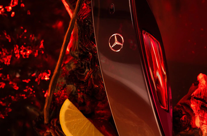 Mercedes-Benz Club Black Eau de Parfum: добро пожаловать в клуб!