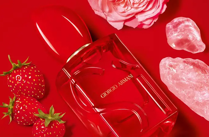 Giorgio Armani Si Passione Red Musk: страстный красный