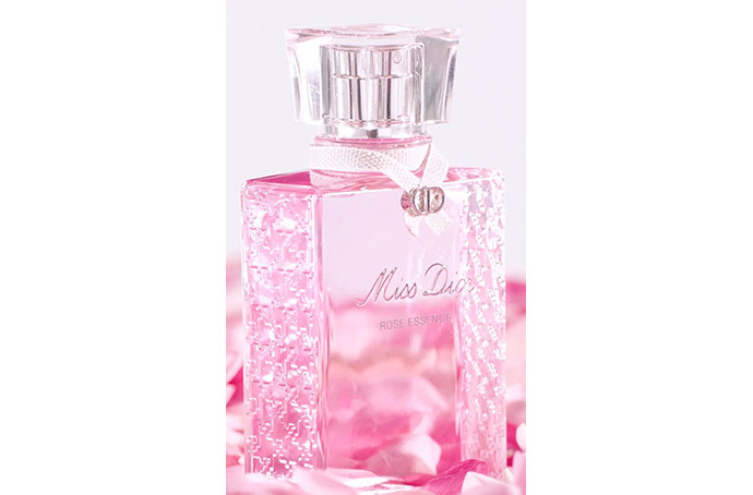 Christian Dior Miss Dior Rose Essence: целая охапка роз в маленьком флаконе
