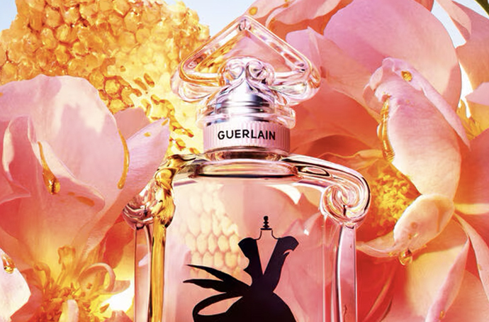 Guerlain La Petite Robe Noire Honey Rose: лепестки розы в меду