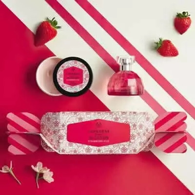 The Body Shop Japanese Cherry Blossom Strawberry Kiss: ягоднее не бывает
