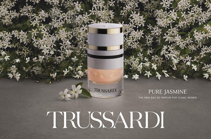 Изысканность жасмина в аромате Trussardi Pure Jasmine