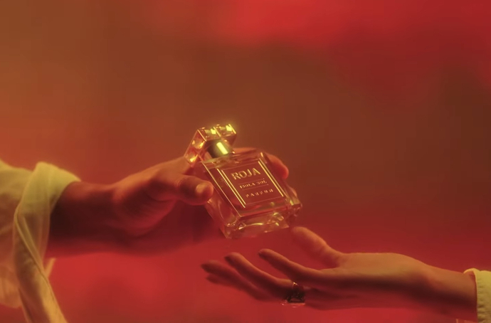 Время путешествий с ароматом Roja Parfums Isola Sol