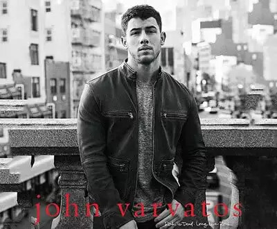 Яркий парфюм от John Varvatos и бойс-бэнд Jonas Brothers