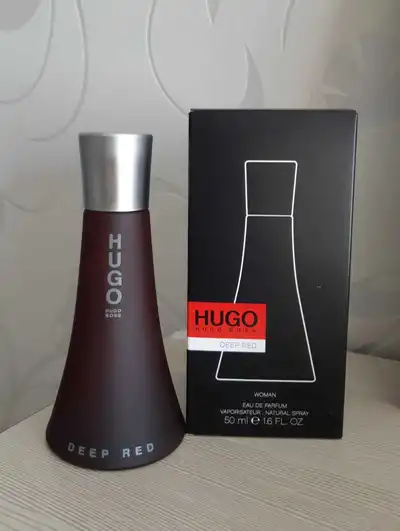 Hugo Boss Deep Red - отзыв в Санкт-Петербурге