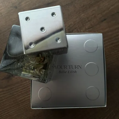 Billie Eilish Your Turn - отзыв в Москве