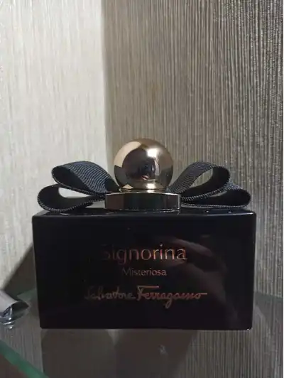 Salvatore Ferragamo Signorina Misteriosa - отзыв во Владивостоке