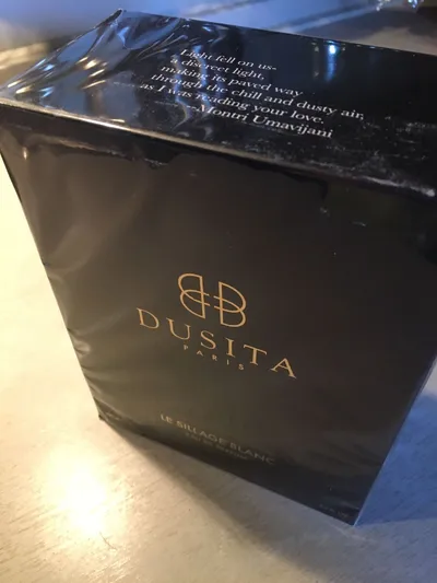 Parfums Dusita Le Sillage Blanc - отзыв в Москве