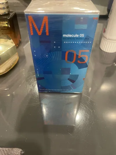 Escentric Molecules Molecule 05 - отзыв в Тюмени