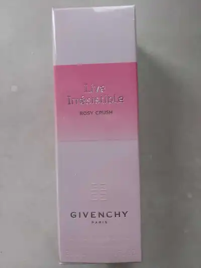 Givenchy Live Irresistible Rosy Crush - отзыв в Видном