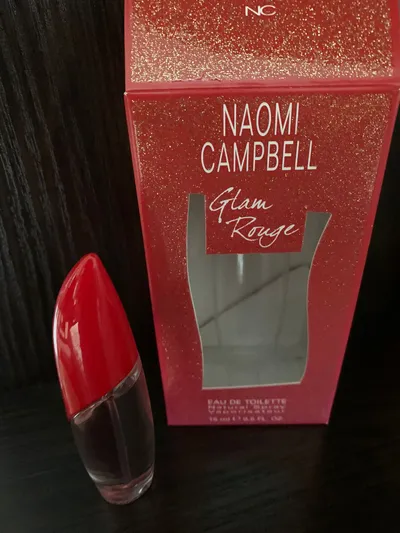 Naomi Campbell Glam Rouge - отзыв в Томской области