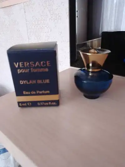 Versace Versace Pour Femme Dylan Blue - отзыв в Вологодской области