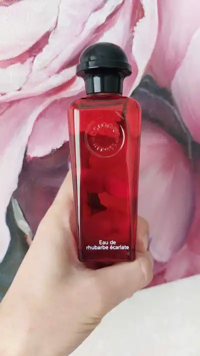 Hermes Eau de Rhubarbe Ecarlate - отзыв в Краснодаре