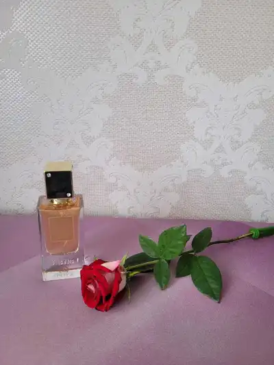 Lattafa Perfumes Ana Abiyedh Poudree - отзыв в Саратовской области