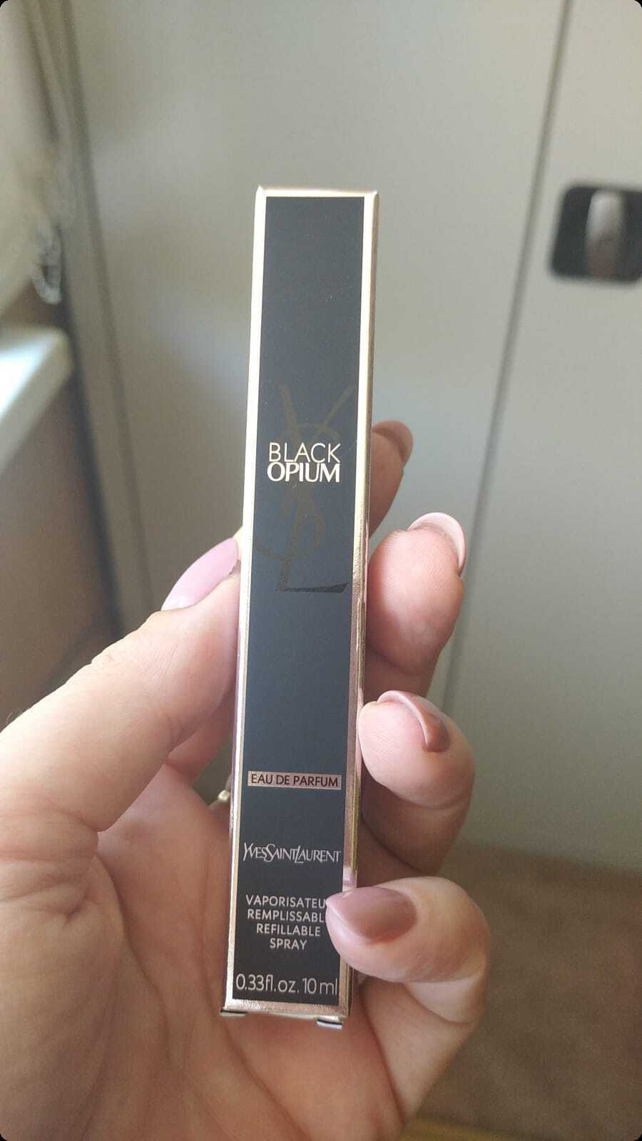 Миниатюра Yves Saint Laurent Black Opium Парфюмерная вода 10 мл - пробник духов