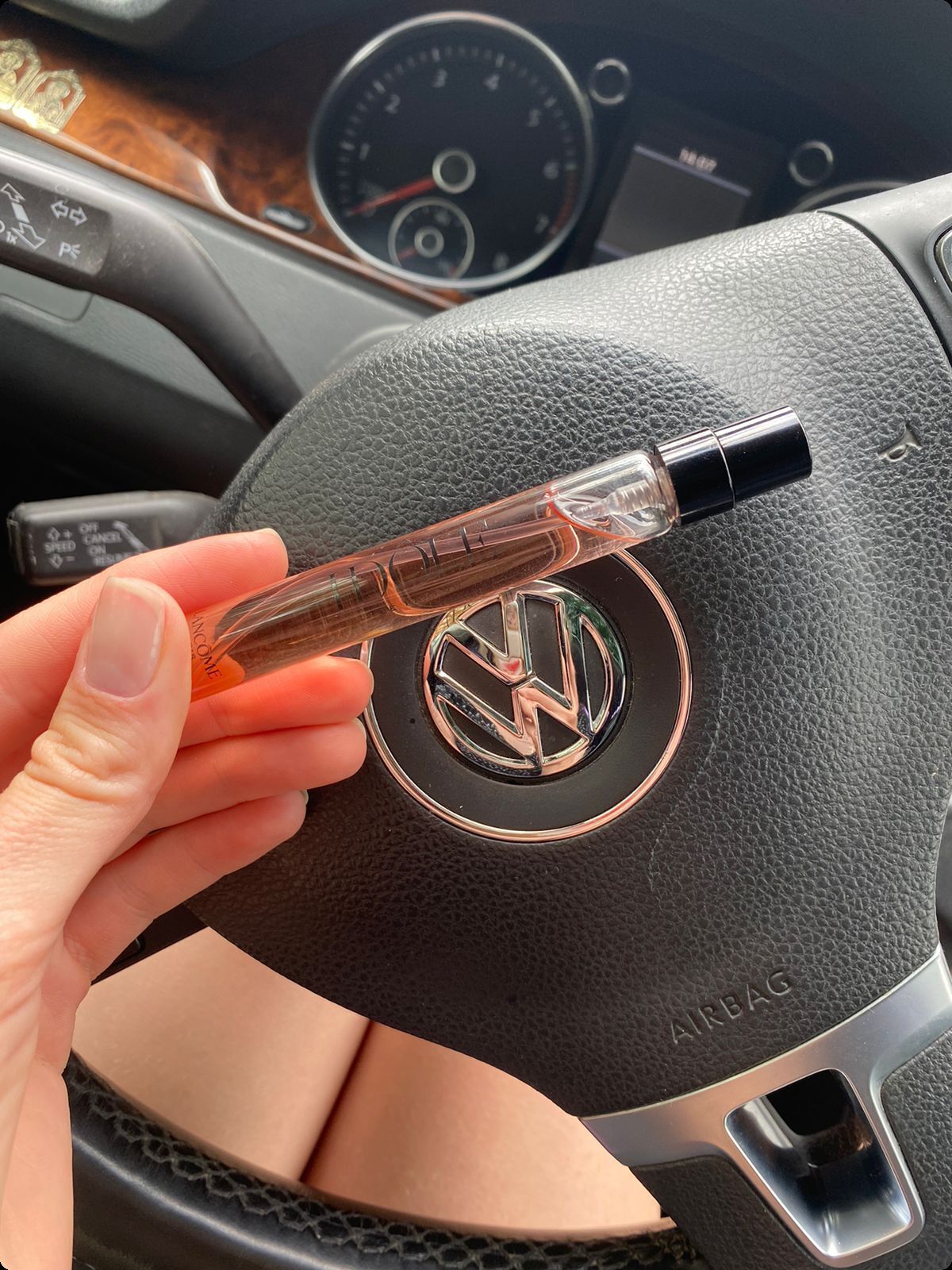 Миниатюра Lancome Idole Парфюмерная вода 10 мл - пробник духов