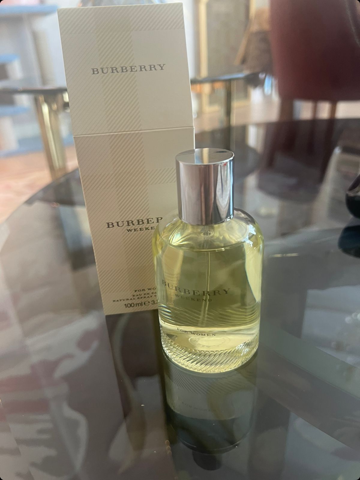 Burberry Weekend Парфюмерная вода 100 мл для женщин