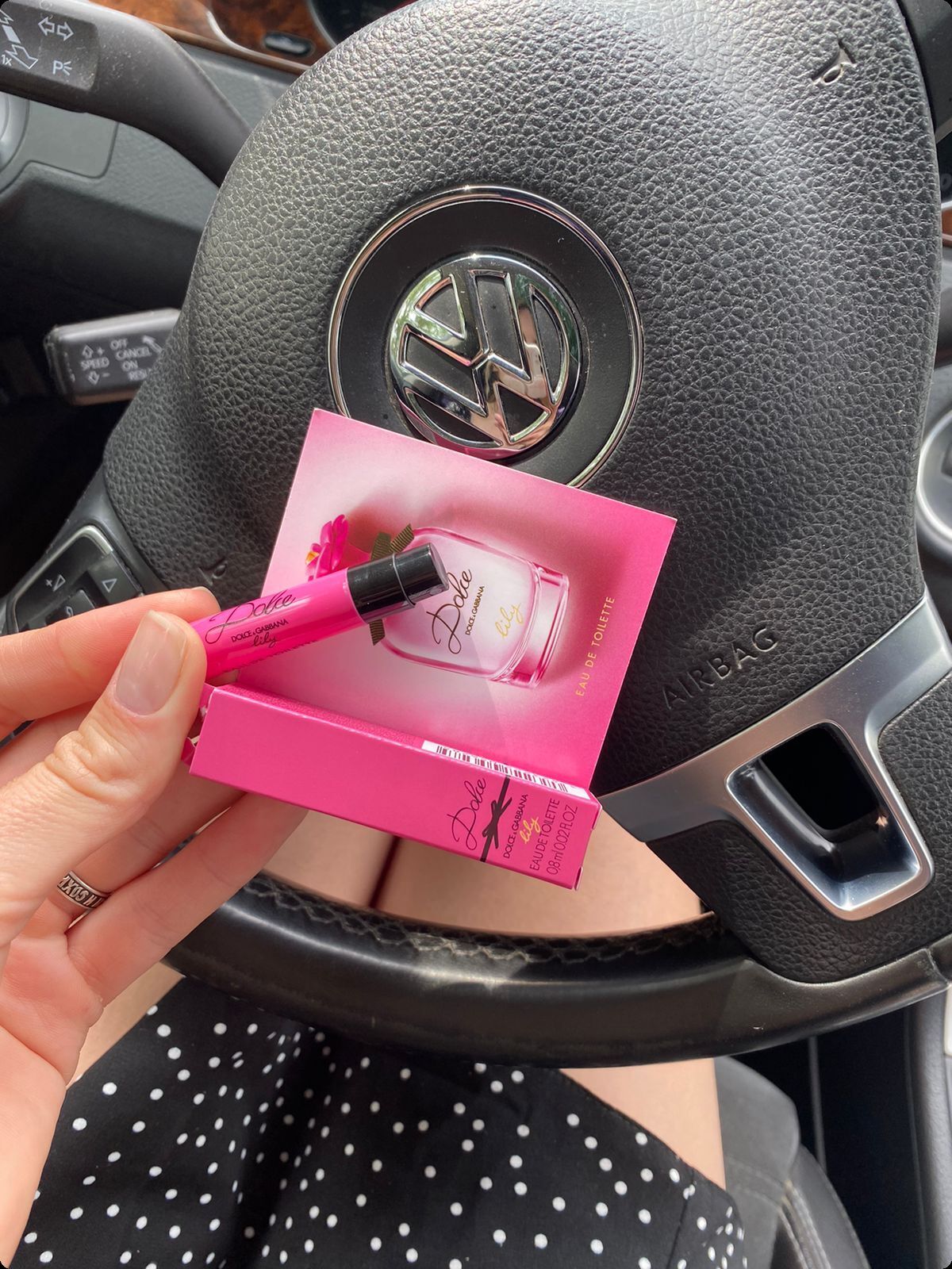 Миниатюра Dolce & Gabbana Dolce Lily Туалетная вода 0.8 мл - пробник духов