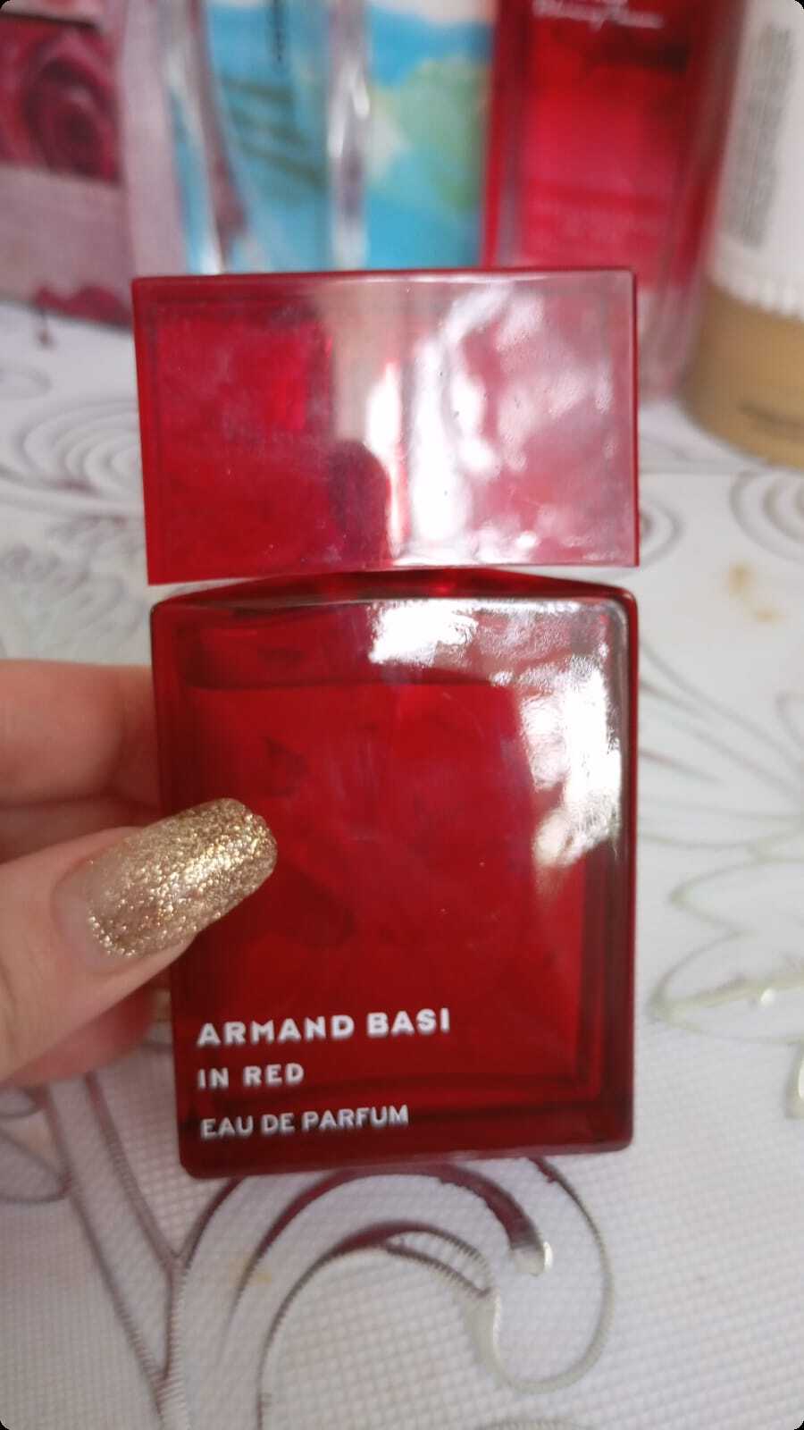 Armand Basi In Red Парфюмерная вода 30 мл для женщин