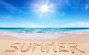 Солнечные ноты завязаны на ассоциациях с летом и песчаным побережьем