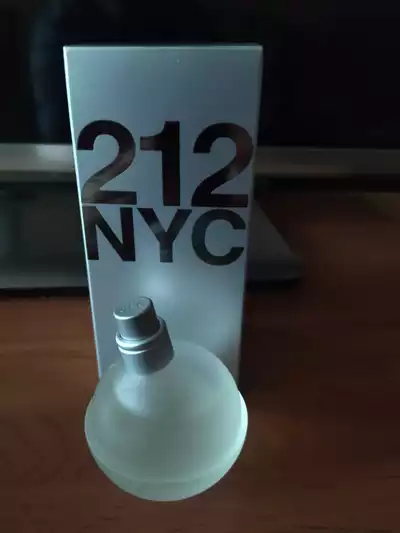 Carolina Herrera 212 - отзыв в Москве