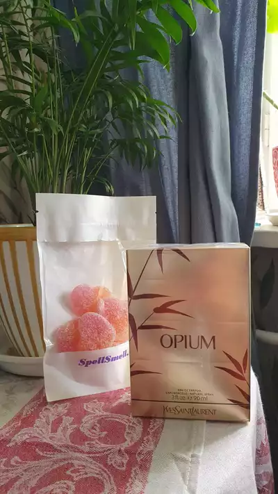 Yves Saint Laurent Opium Eau de Parfum - отзыв в Нерюнгри