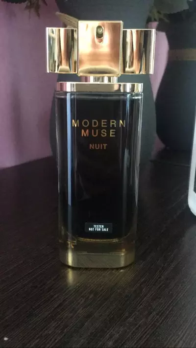 Estee Lauder Modern Muse Nuit - отзыв в Каменск-Шахтинском