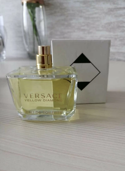 Versace Yellow Diamond - отзыв в Кумертау