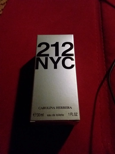 Carolina Herrera 212 - отзыв в Москве