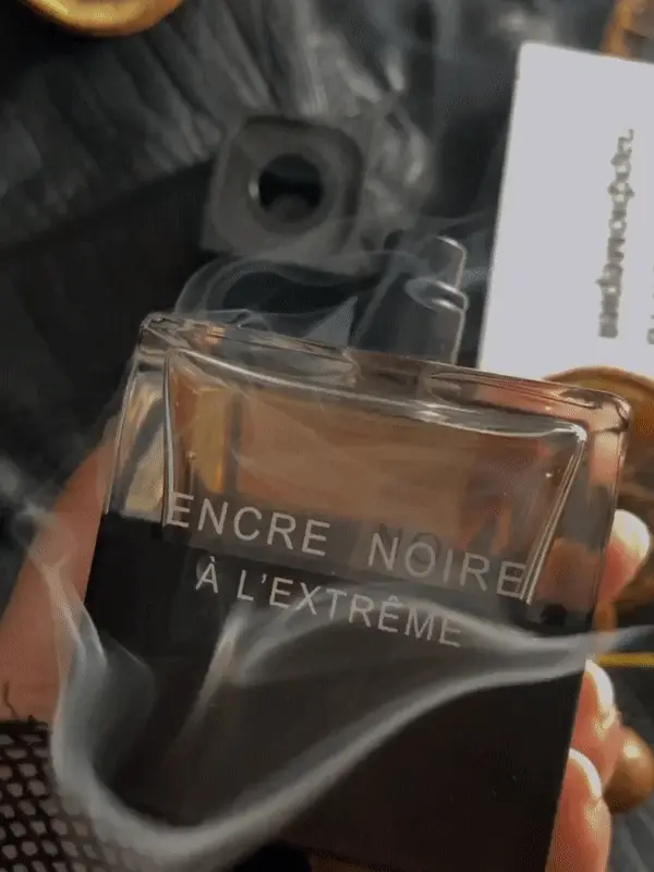 Как пахнет Lalique Encre Noire A L Extreme