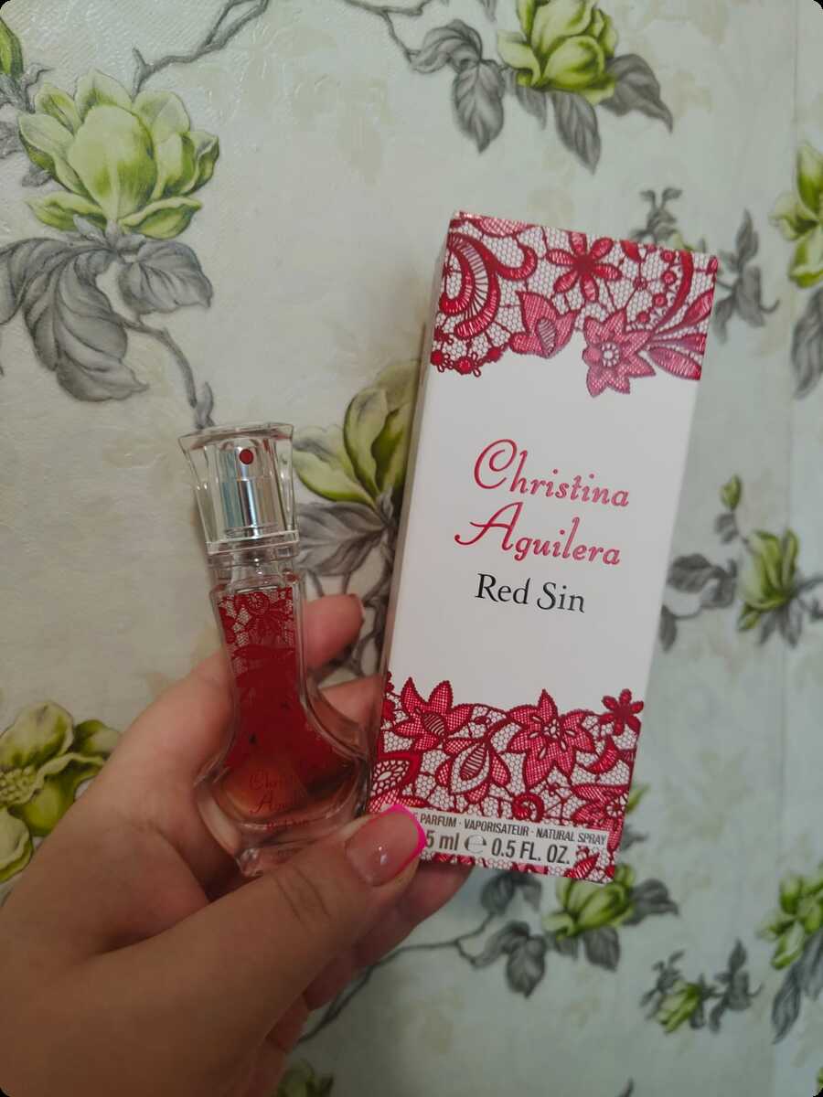 Christina Aguilera Red Sin Парфюмерная вода 15 мл для женщин