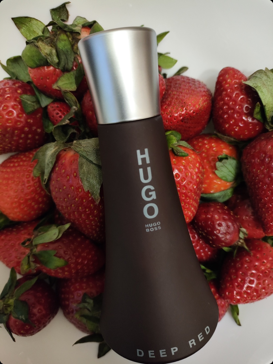 Hugo Boss Deep Red Парфюмерная вода 50 мл для женщин