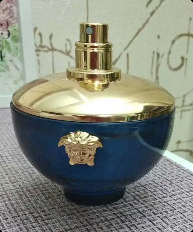 Versace Versace Pour Femme Dylan Blue Парфюмерная вода (уценка) 100 мл для женщин