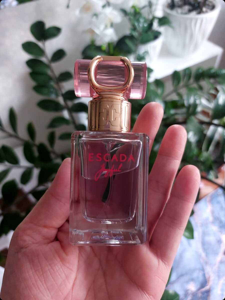 Escada Joyful Парфюмерная вода 30 мл для женщин