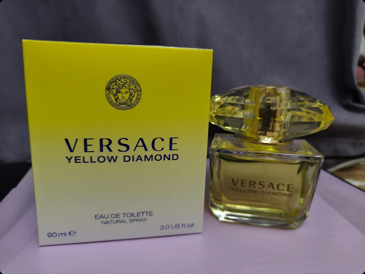 Versace Yellow Diamond Туалетная вода 90 мл для женщин