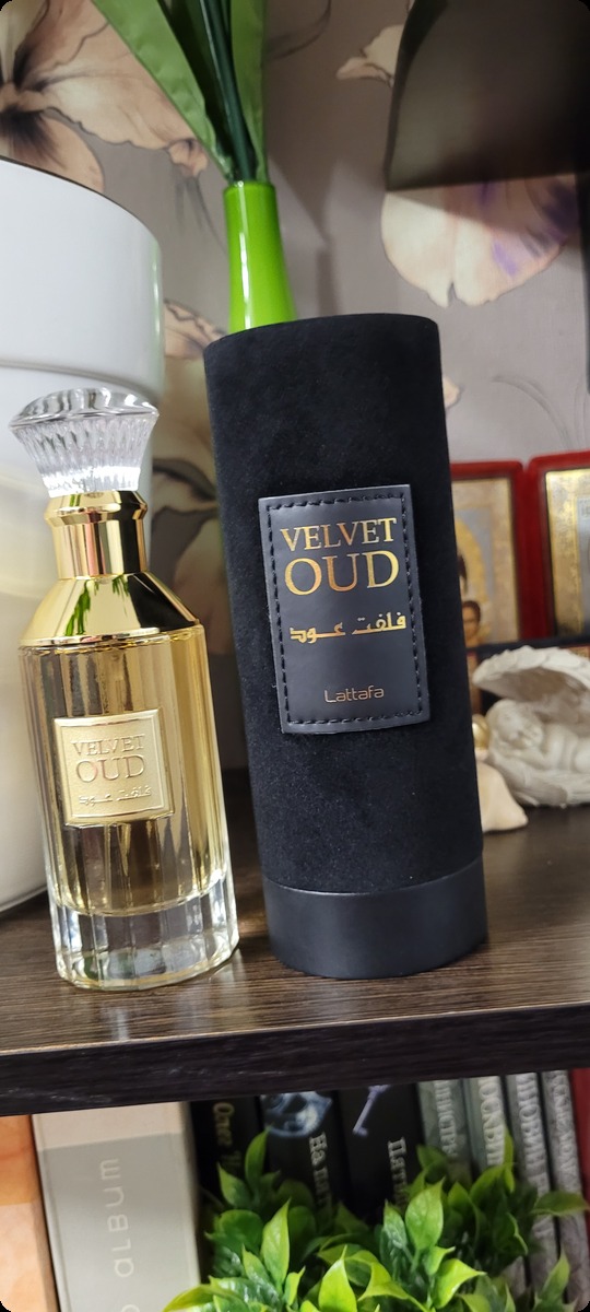 Lattafa Perfumes Velvet Oud Парфюмерная вода 100 мл для женщин и мужчин