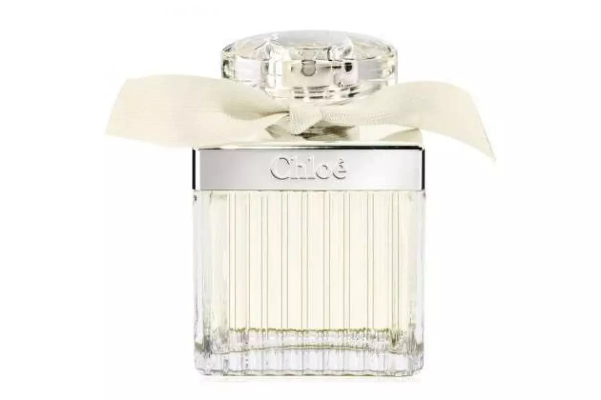 О де туалет. Туалетная вода Chloe. Chloe Love story Eau de Toilette. Chloe с белым бантиком.