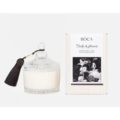 Boca Tonka And Flowers